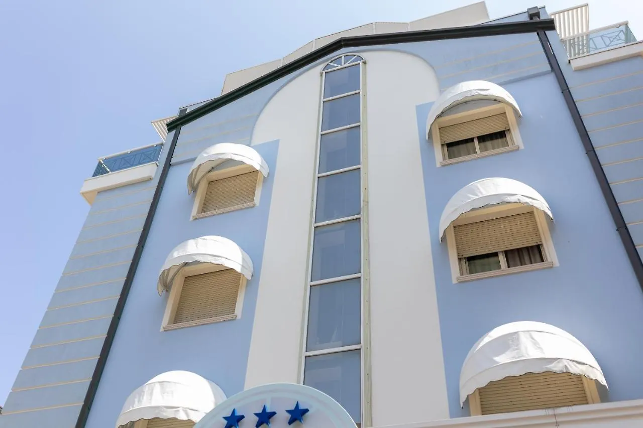 Hotel Cigno D'Oro リッチョーネ イタリア